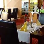 Otel Plaza 4*